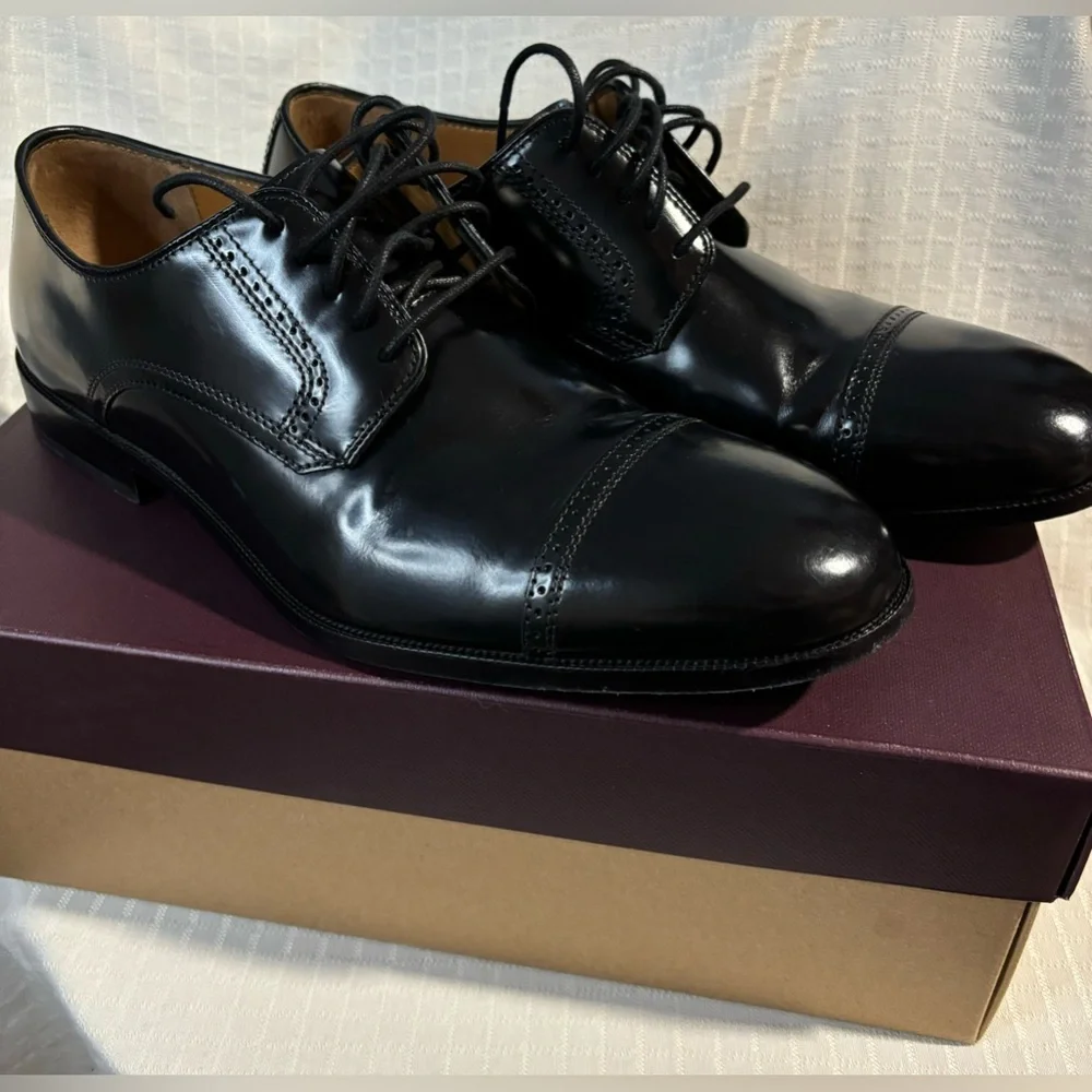 Johnston and Murphy sheep skin leather‎ 11.5 men’s shoes